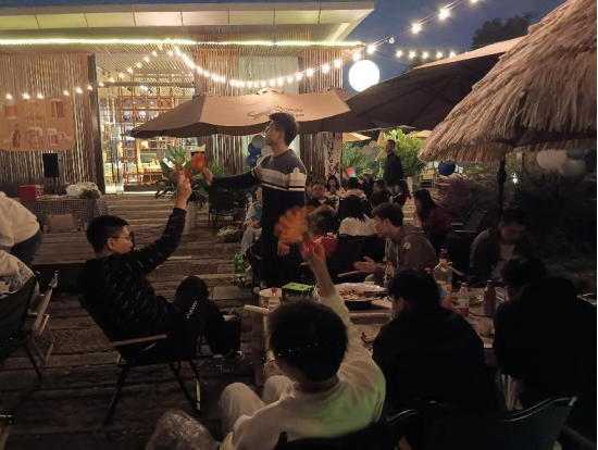 b7a5da6ad45121383ca3d6a7ab65b0a